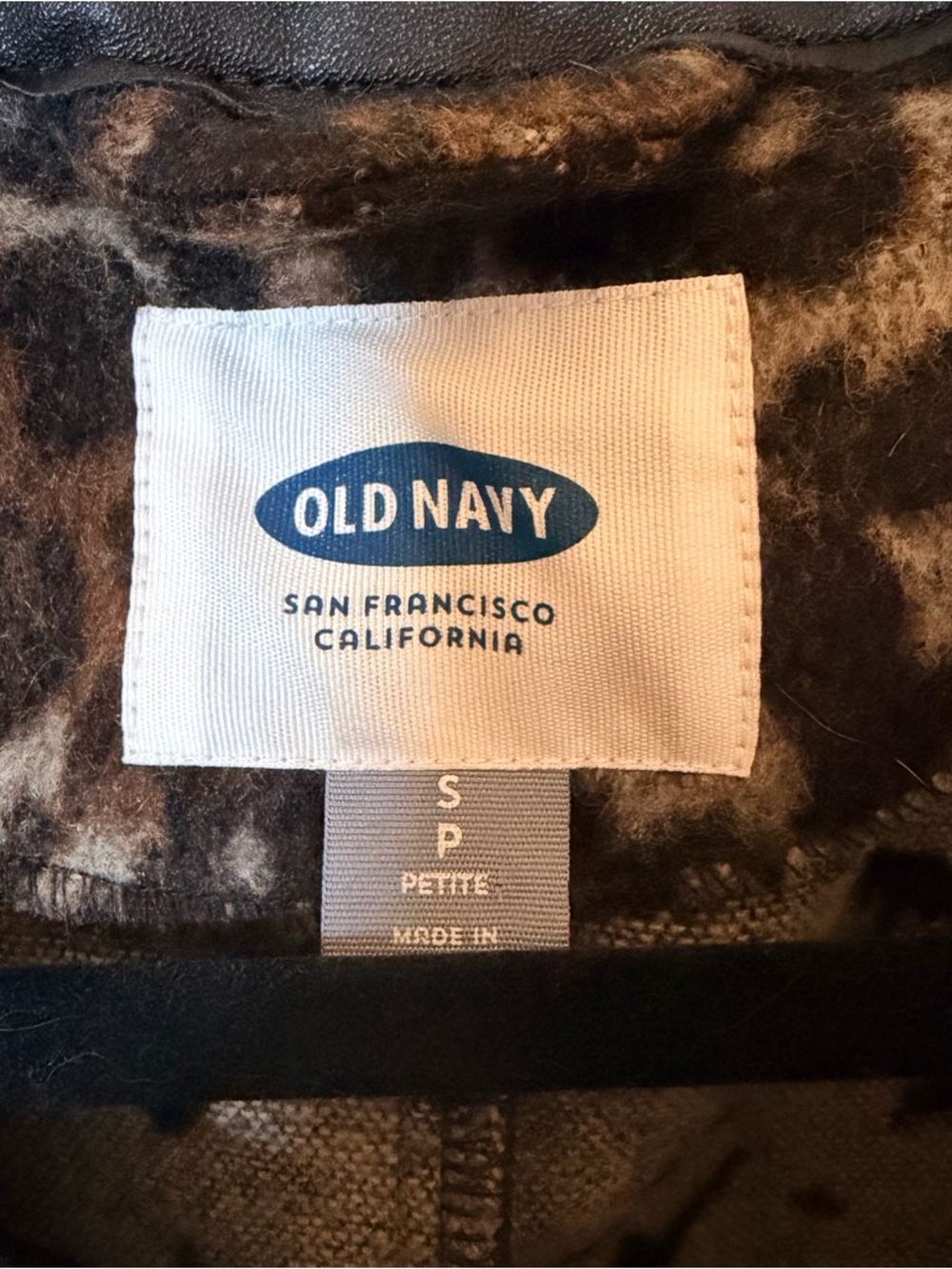 Old navy leopard print jacket size S - Picture 3 of 3